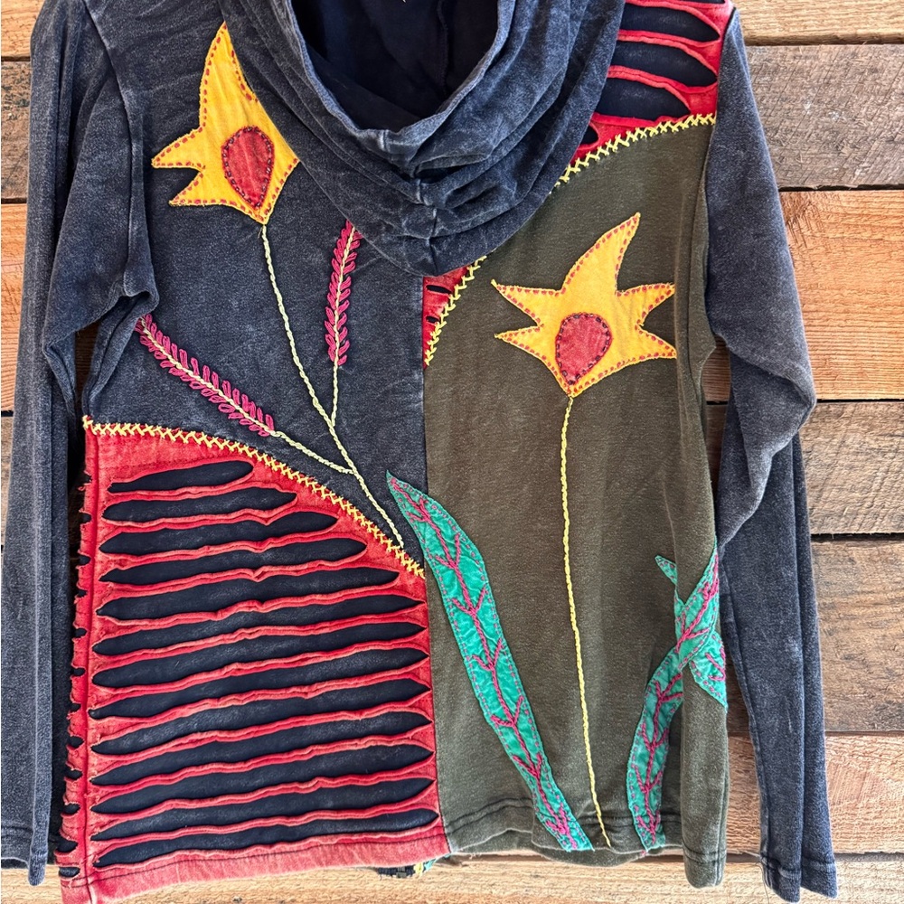 Rising International Zip Hoodie Boho Size M in EUC - Picture 2 of 7